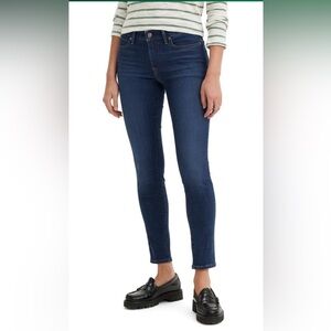 Levi’s | 711 Skinny Dark Wash Jeans